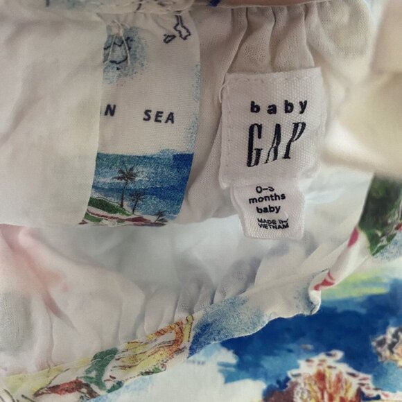 Gap Vacation Destinations Dress Set Size 0-3M - Picture 3 of 6